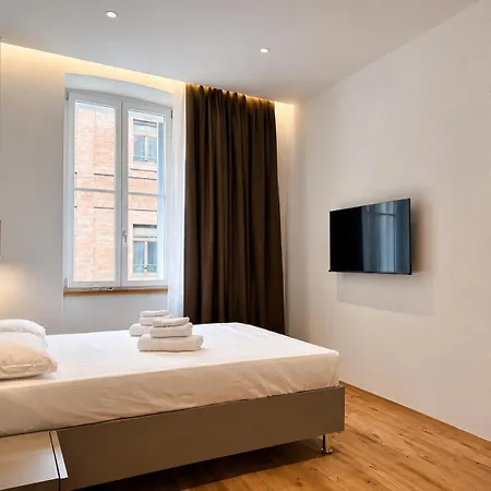Guest house Luxury - Moderno Vicino Stazione Trieste
